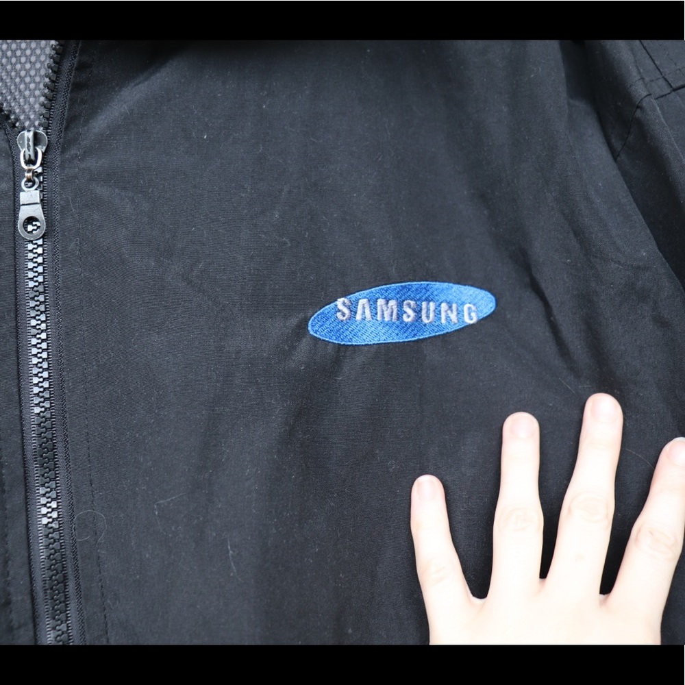 Samsung Windbreaker